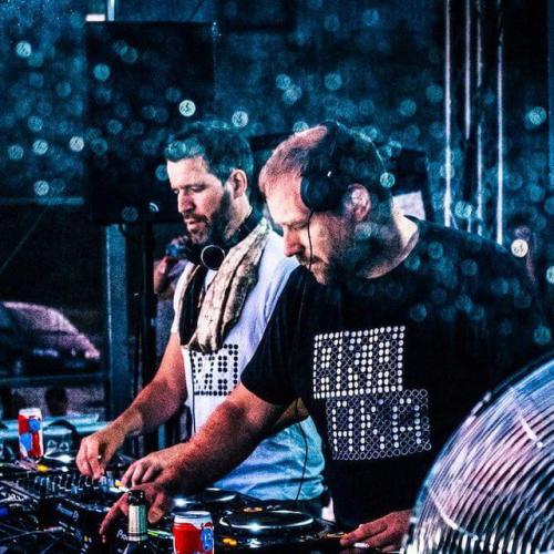 Артист Aka Aka