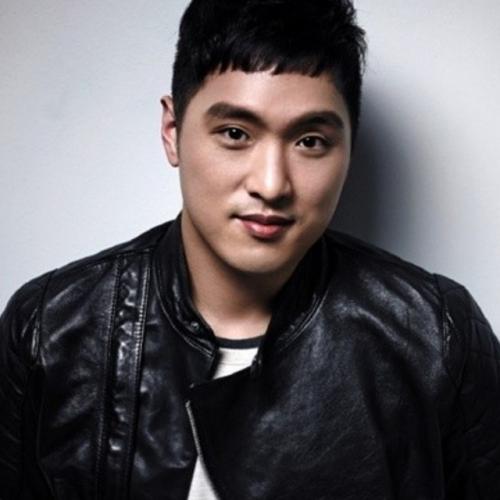 Артист Andrew Choi