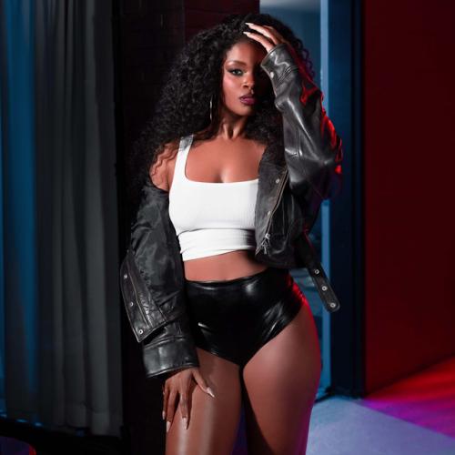 Артист Ari Lennox