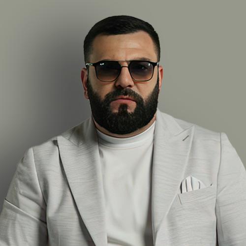 Артур Халатов