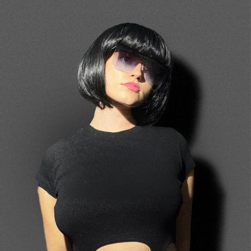 Артист Betty Bloom