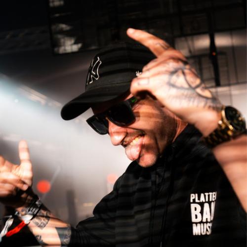 Артист Blondee