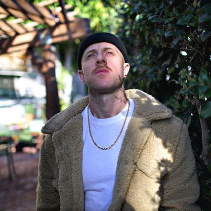 Артист Boy Matthews