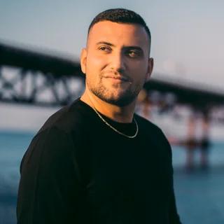 Артист Buğra Koççat