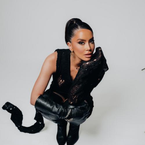 Артист Dafina Zeqiri