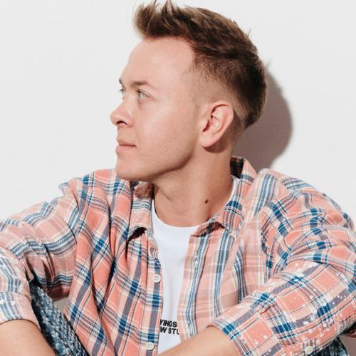 Артист Danny Chris