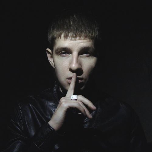 Артист Денис Лирик