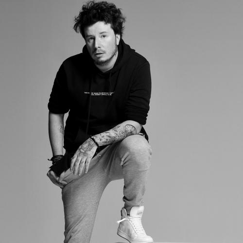 Артист Emrah Karaduman