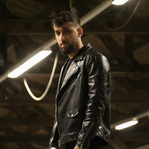 Артист ENES 61