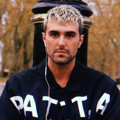 Артист Fred Again