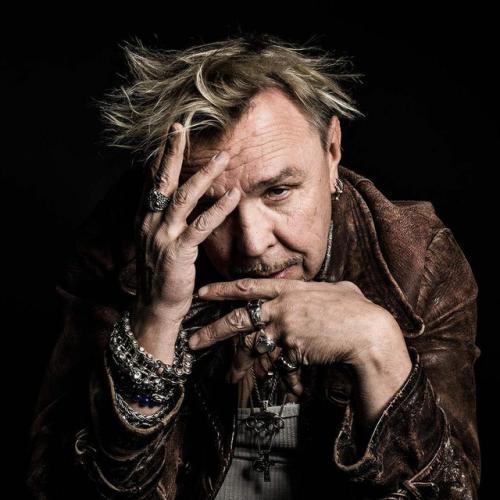 Артист Гарик Сукачёв