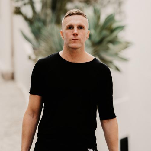 Артист Greg Downey