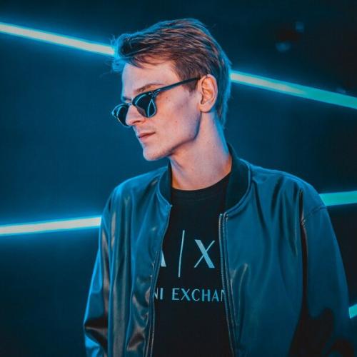 Артист Hrederik