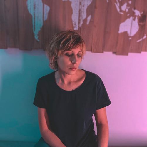 Артист Joan Alasta