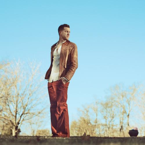 Артист Keelan Donovan