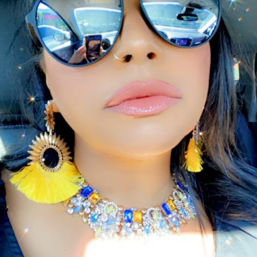 Артист Kelli Sae