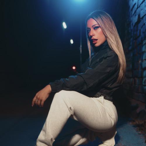 Артист Kelly Matejcic