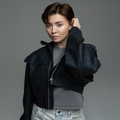 Артист Леся Ярославская