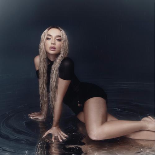 Артист Lola Indigo