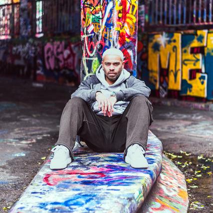 Артист Lukas-Setto