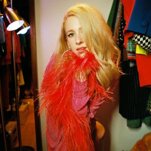 Артист Marian Hill