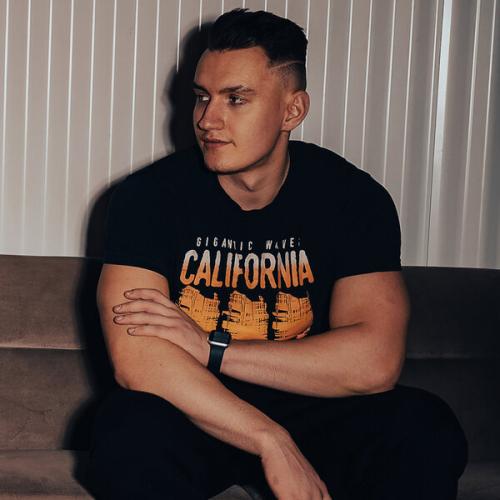 Артист maxxytren