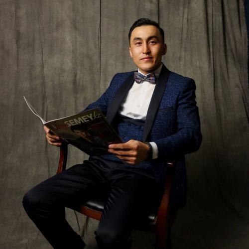 Медғат Әділбек