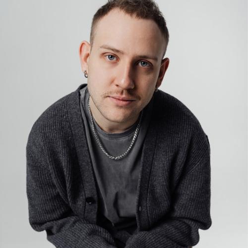 Артист Миша Хорев