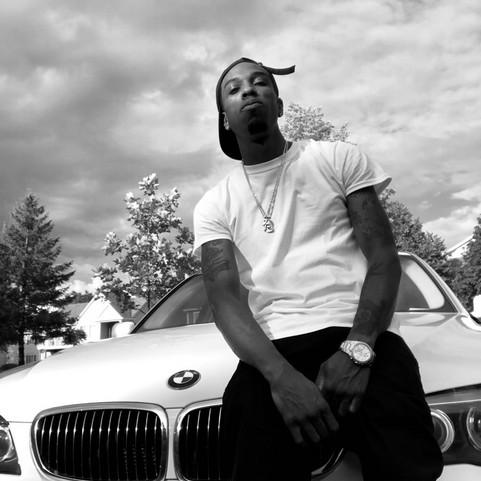 Артист Modello