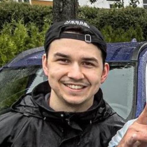 Артист MOISTRUS