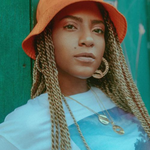 Артист Naomi Cowan