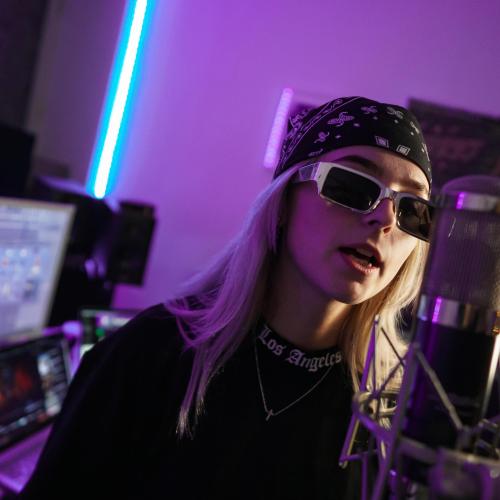 Артист Nasteisha