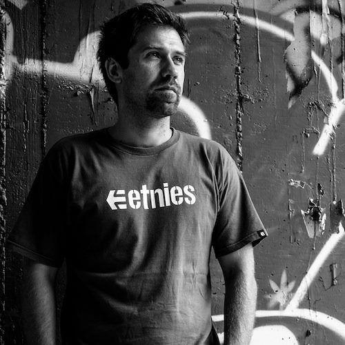 Артист Pete Bellis