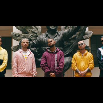 Артист Skinny Happy