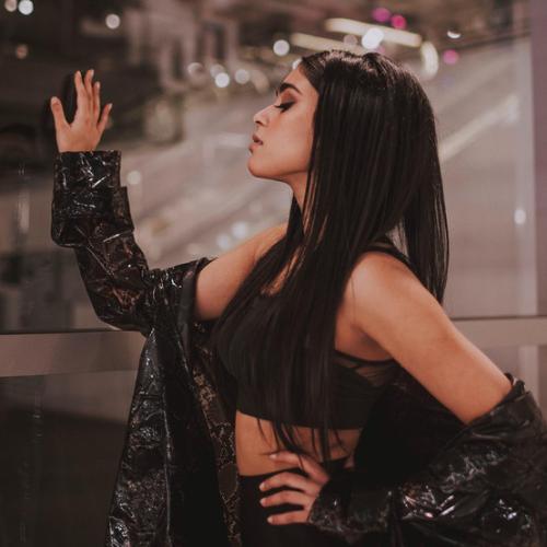 Артист Sonika Vaid