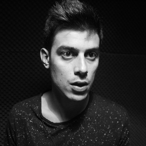 Артист The Distance