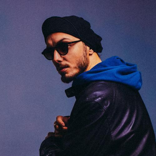 Артист Veyasin