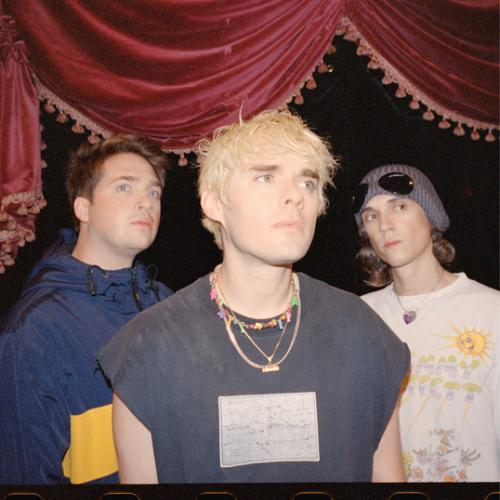 Артист Waterparks