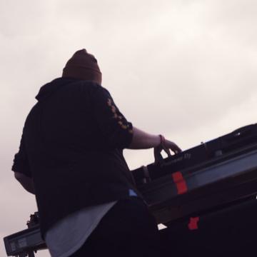 Артист With Love