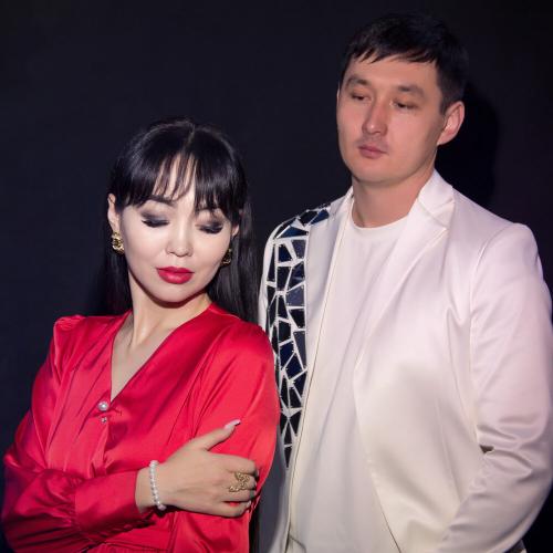 Ақатай Досжан, Бекбосынова Айнур - Сені ұнатамын