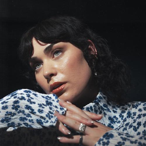 FELIVAND - grey area