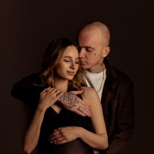 текст песни. бесит цитаты. слёзы песня текст. тексты песен. текст песни твой характер меня бесит.