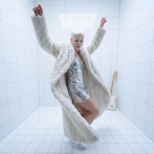 Sнежная - Танцуй