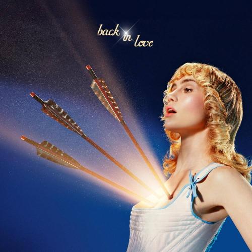 Suki Waterhouse - Back in Love